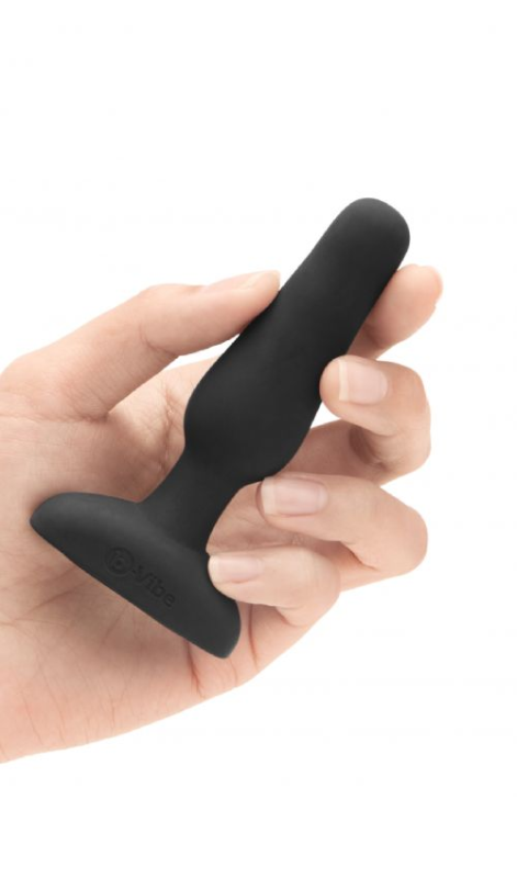 <p>Novice Plug Vibrador Con Mando Negro de B-Vibe<br></p>