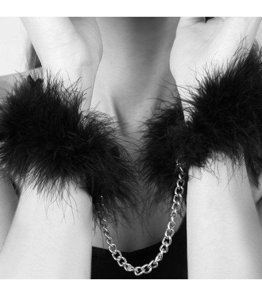 Bijoux Indiscrets feather cuffs , black, One Size - 2 - notaboo.es