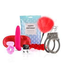 Set of toys and BDSM items Loveboxxx Let's Celebrate, 7 items - notaboo.es