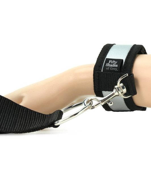 Fifty Shades of Grey Keep Still Over the Bed Cruz Sujeción Plata - 5 - notaboo.es