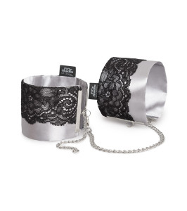 Fifty Shades of Grey Play Nice Satin & Lace Wrist Cuffs Fifty Shades of Grey Play Nice Satin & Lace Wrist Cuffs - notaboo.es