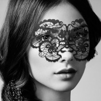 Anna vinyl mask by Bijoux Indiscrets, black